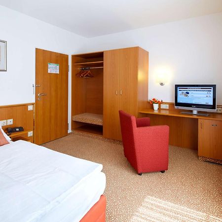 Best Western Hotel يبستات المظهر الخارجي الصورة