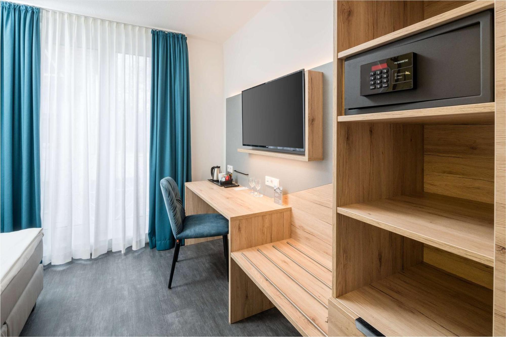 Best Western Hotel يبستات المظهر الخارجي الصورة